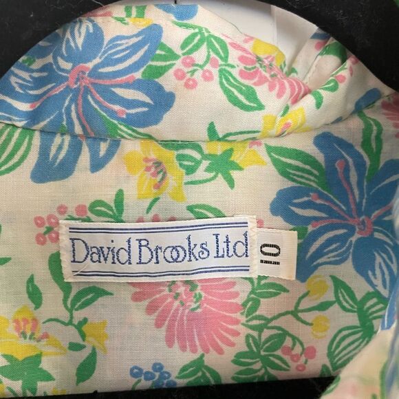 SALE David brooks bright floral button down size 10 - Picture 4 of 8